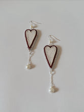 Load image into Gallery viewer, Hearts +Pearls
